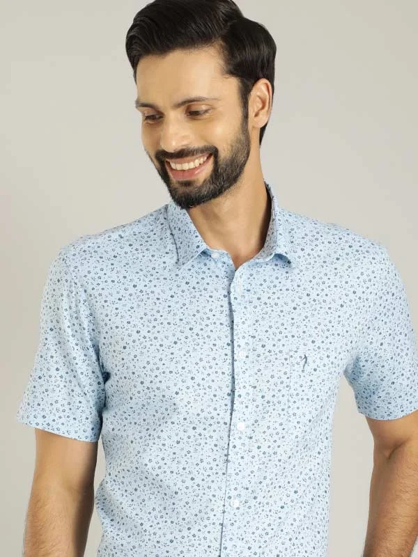 Men Printed Half Sleeve Cotton Shirt